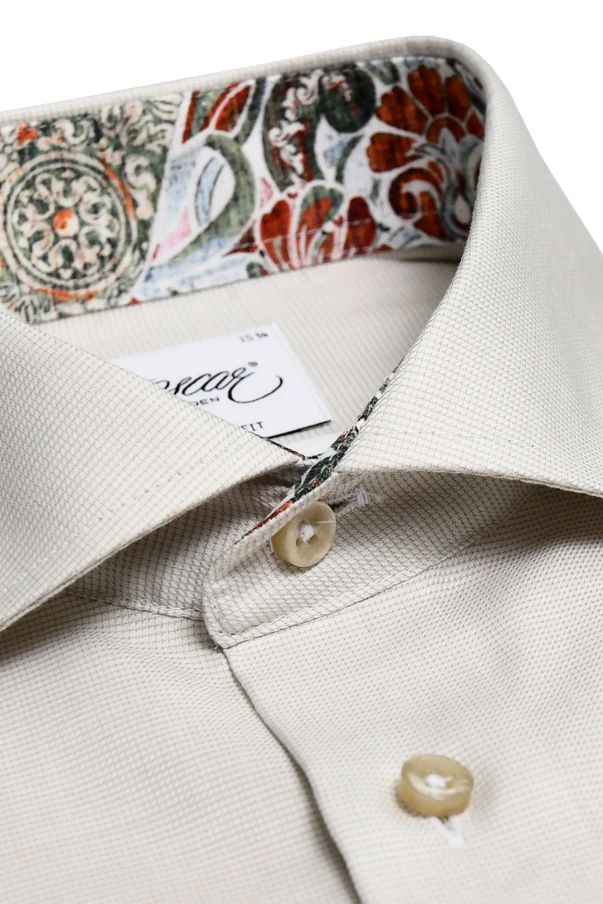 Bege slim fit shirt with contrast details