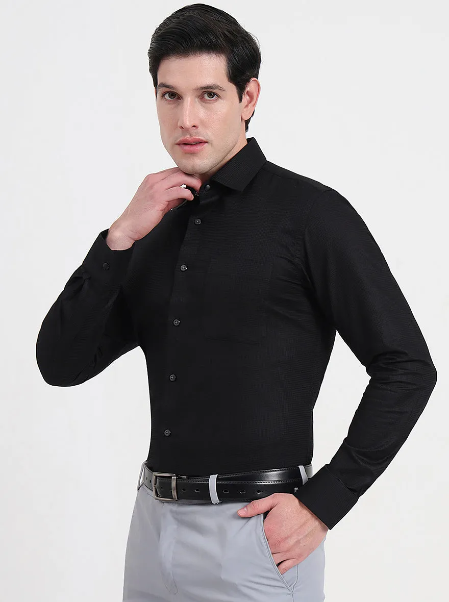 Black Solid Slim Fit Formal Shirt | JadeBlue
