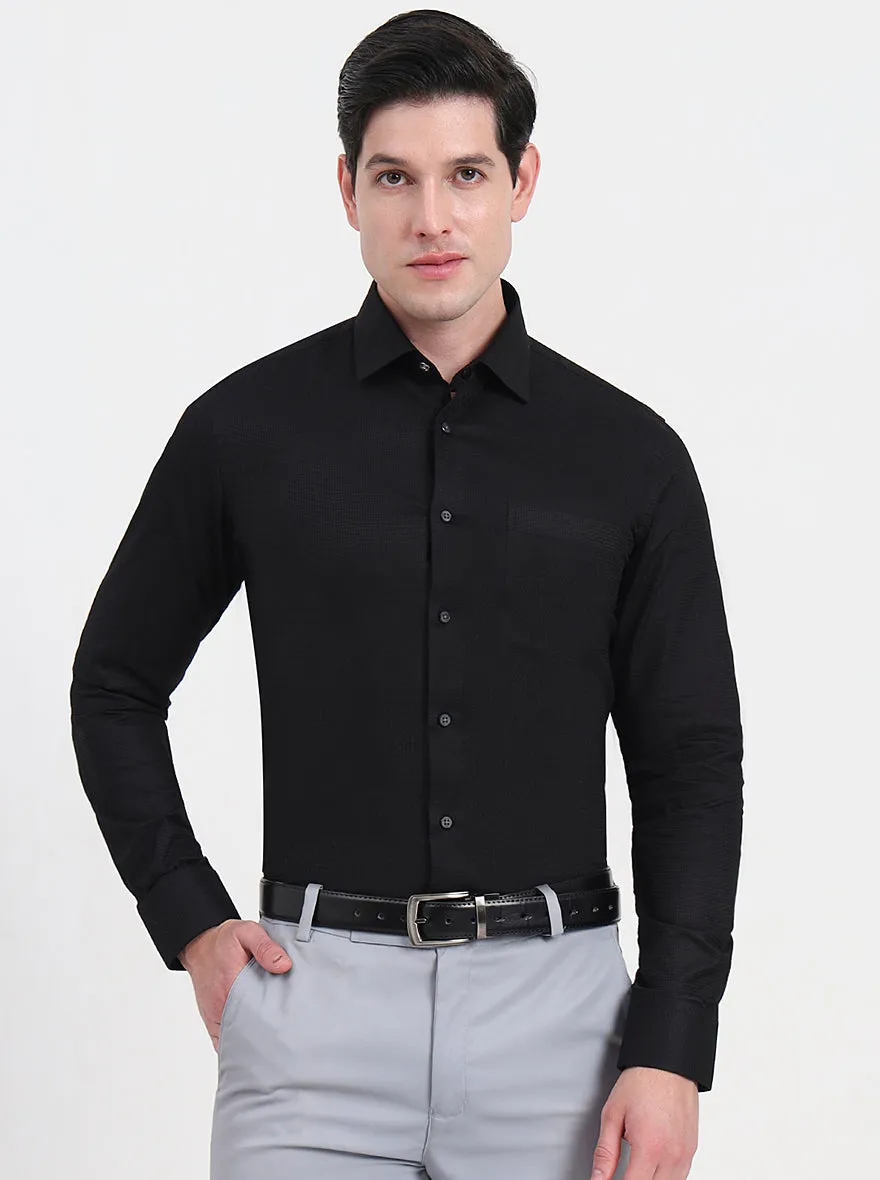 Black Solid Slim Fit Formal Shirt | JadeBlue
