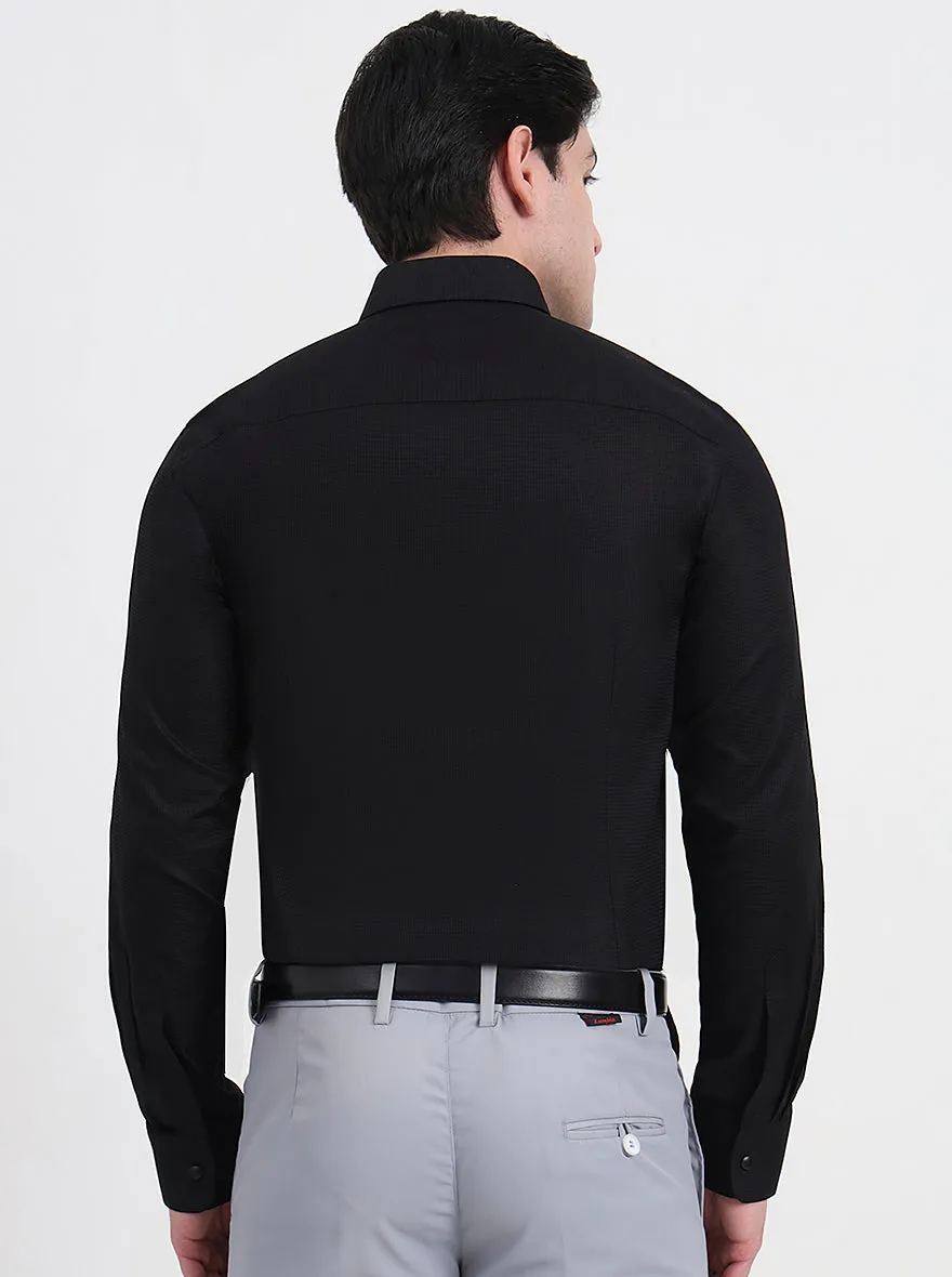 Black Solid Slim Fit Formal Shirt | JadeBlue
