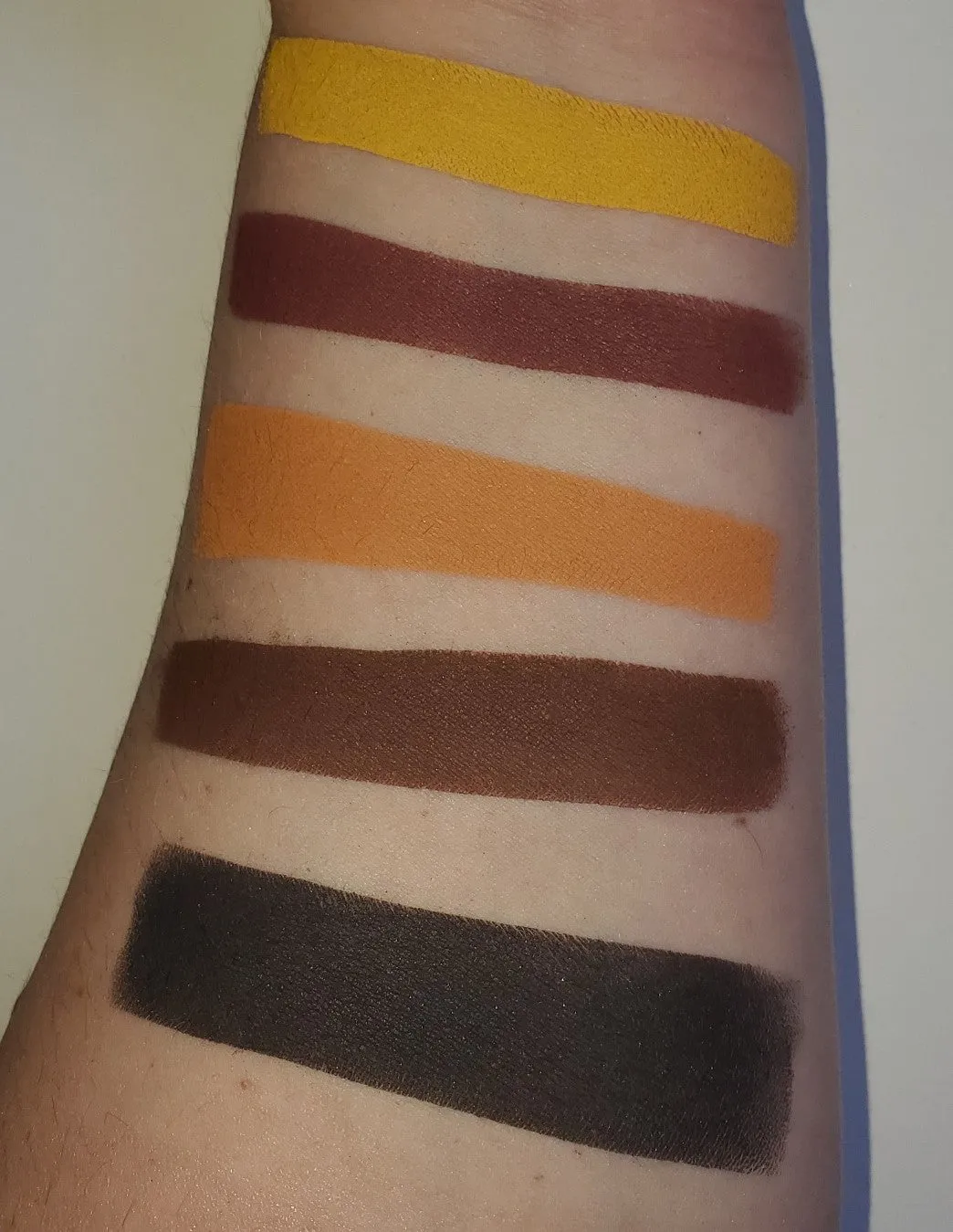 Caffeinated - Loose Matte Eyeshadow
