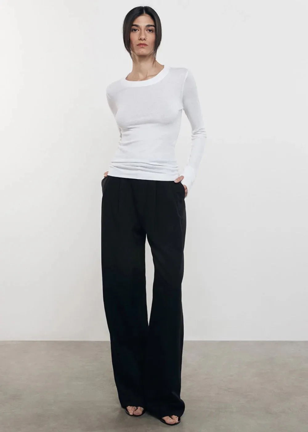 Cashmere Easy Cuffed Crew - White