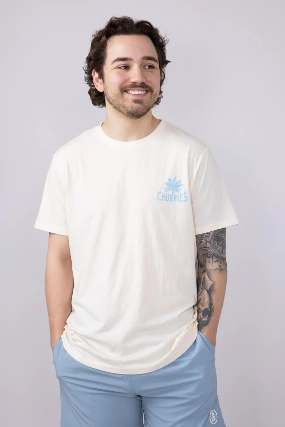 Chubbies Going In The Duffle T-Shirt for Men in Off White | 502251-07