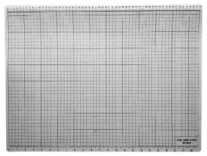 Cutting mat 12"x18" Clear