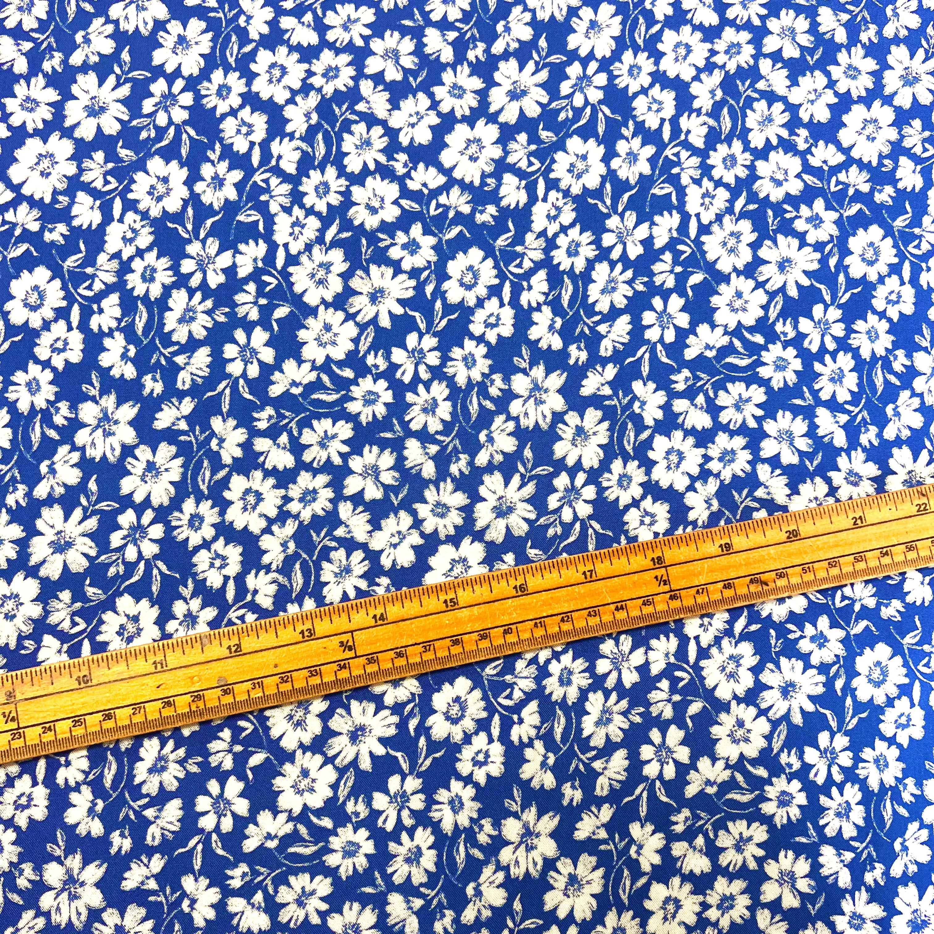 Daisy Viscose - Cyan
