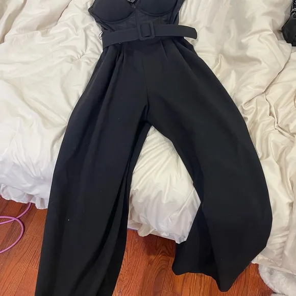 Elegant Black Bustier Lingerie BCBG