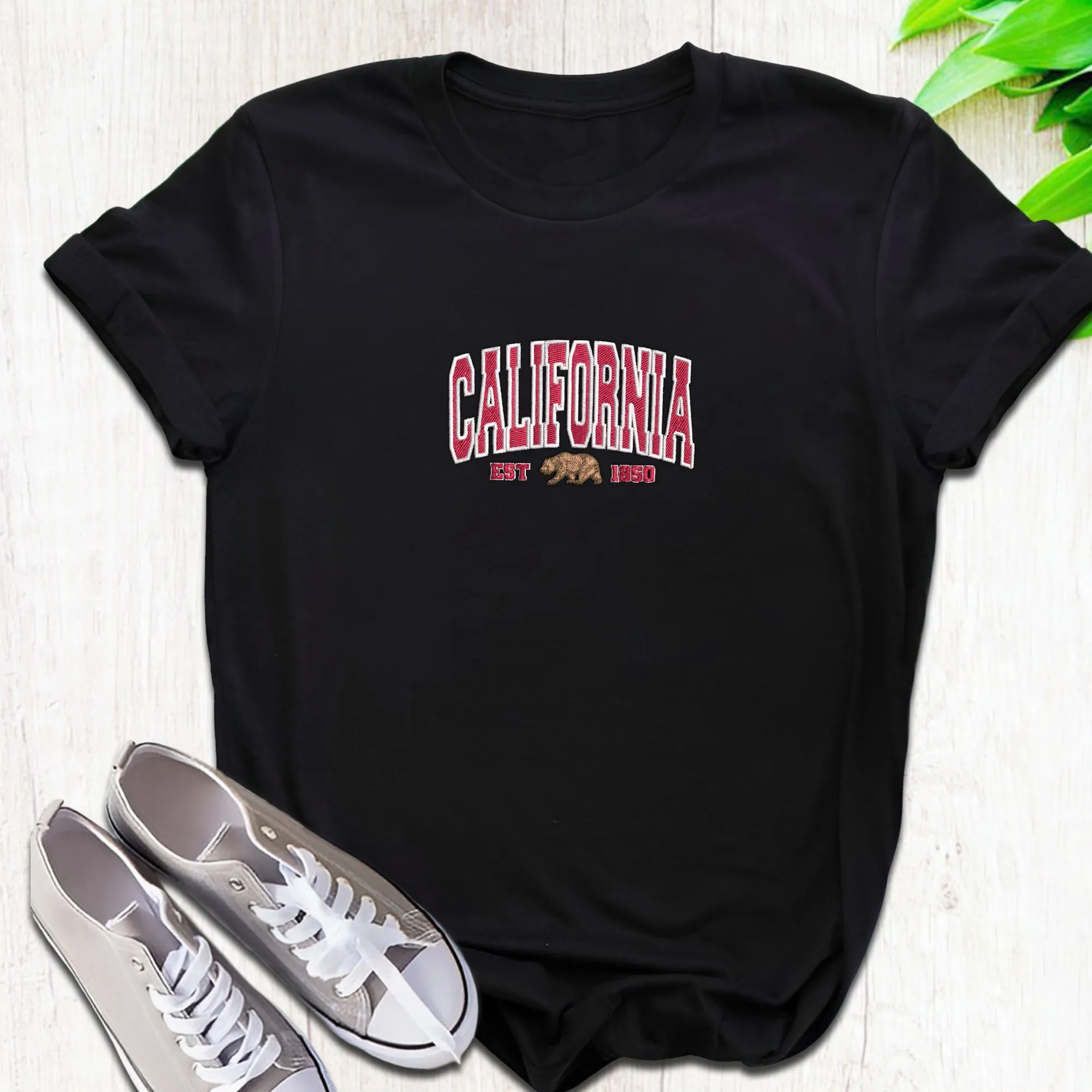 Embroidered California Bear T-shirt, California Shirt Women, California Shirt for Women, California Crewneck, California Gifts