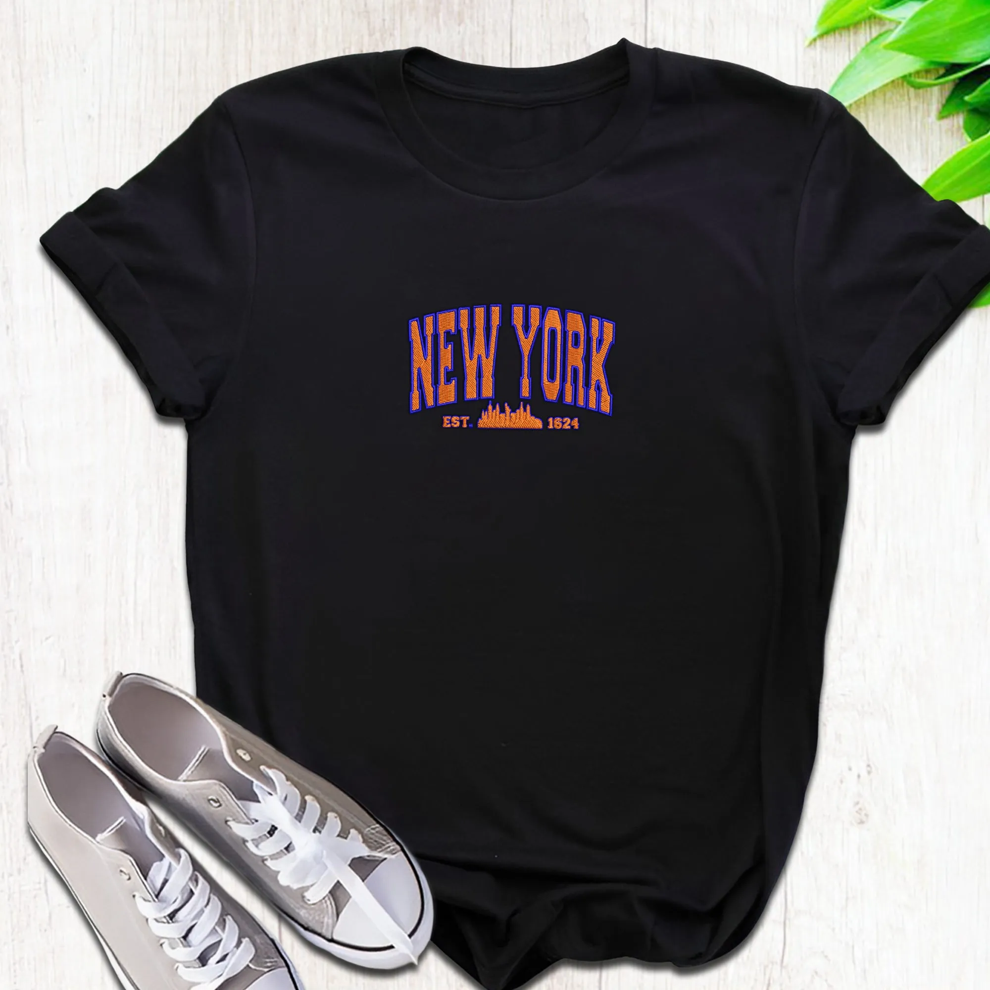 Embroidered New york T-shirt, new york city sweatshirt, new yorker sweatshirt, east coast sweatshirt, new york lover gift, nyc sweatshirt for women
