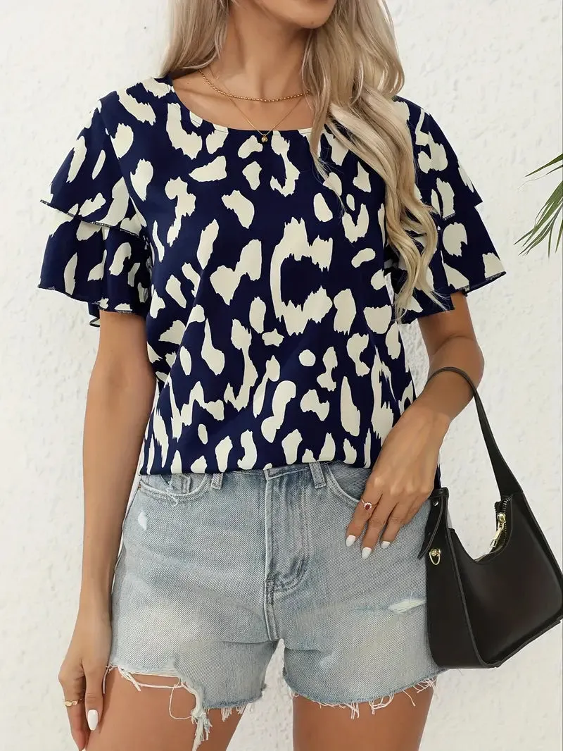 Evelyn: Round-neck, printed casual blouse
