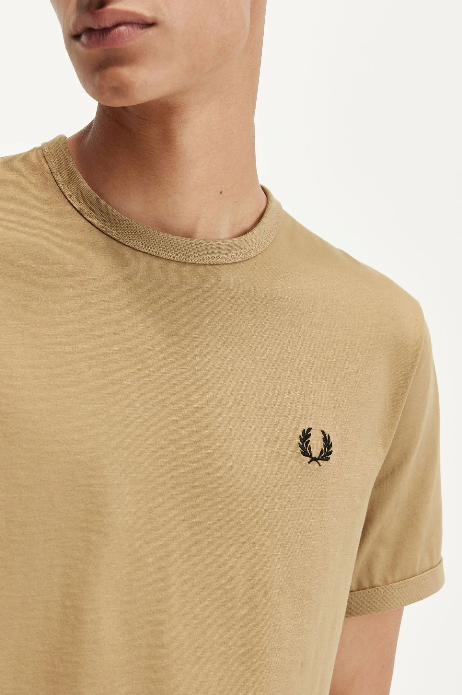 Fred Perry Ringer T-shirt Warm Stone/Black