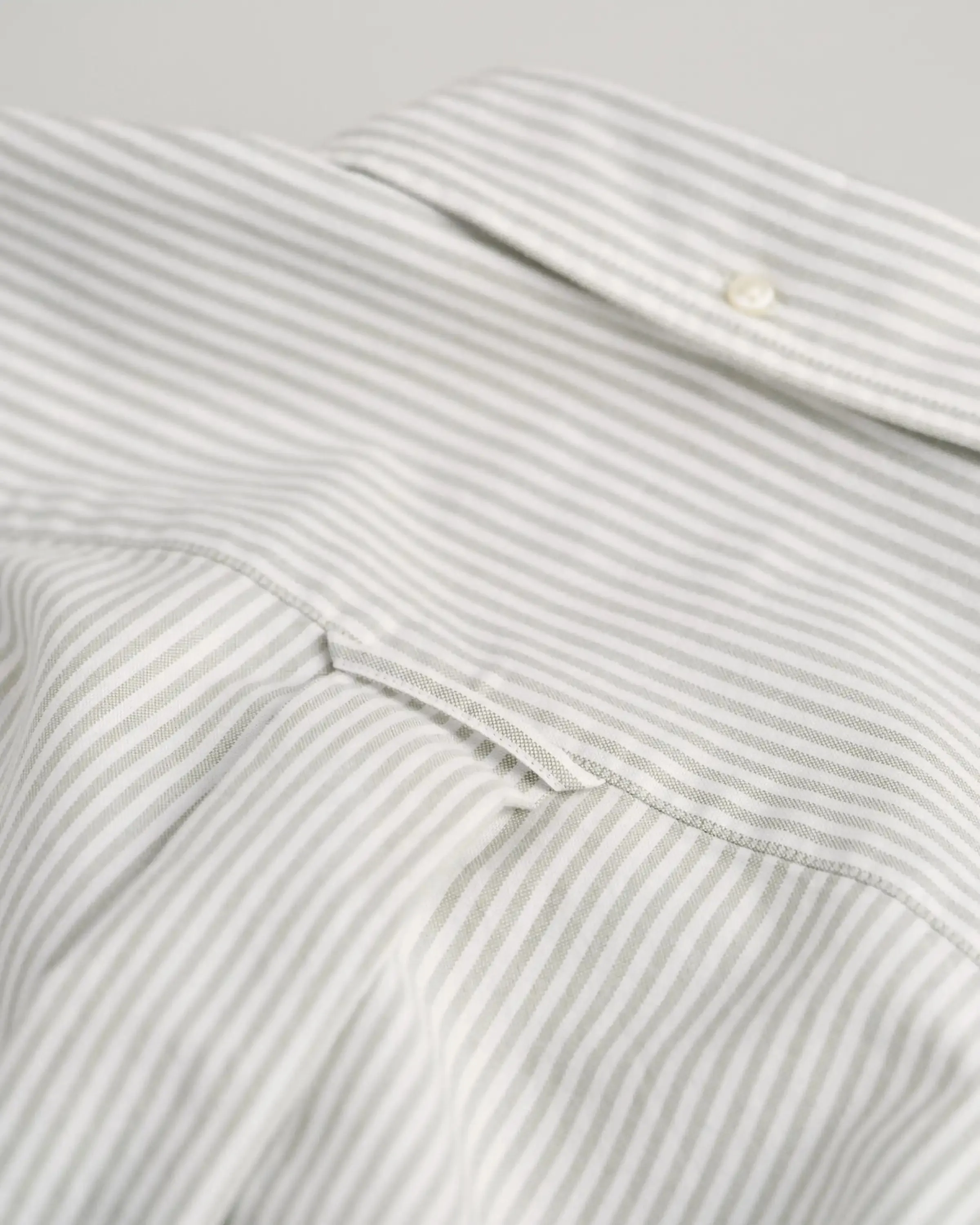 GANT Men's Shirt Regular Oxford Banker Milky Matcha