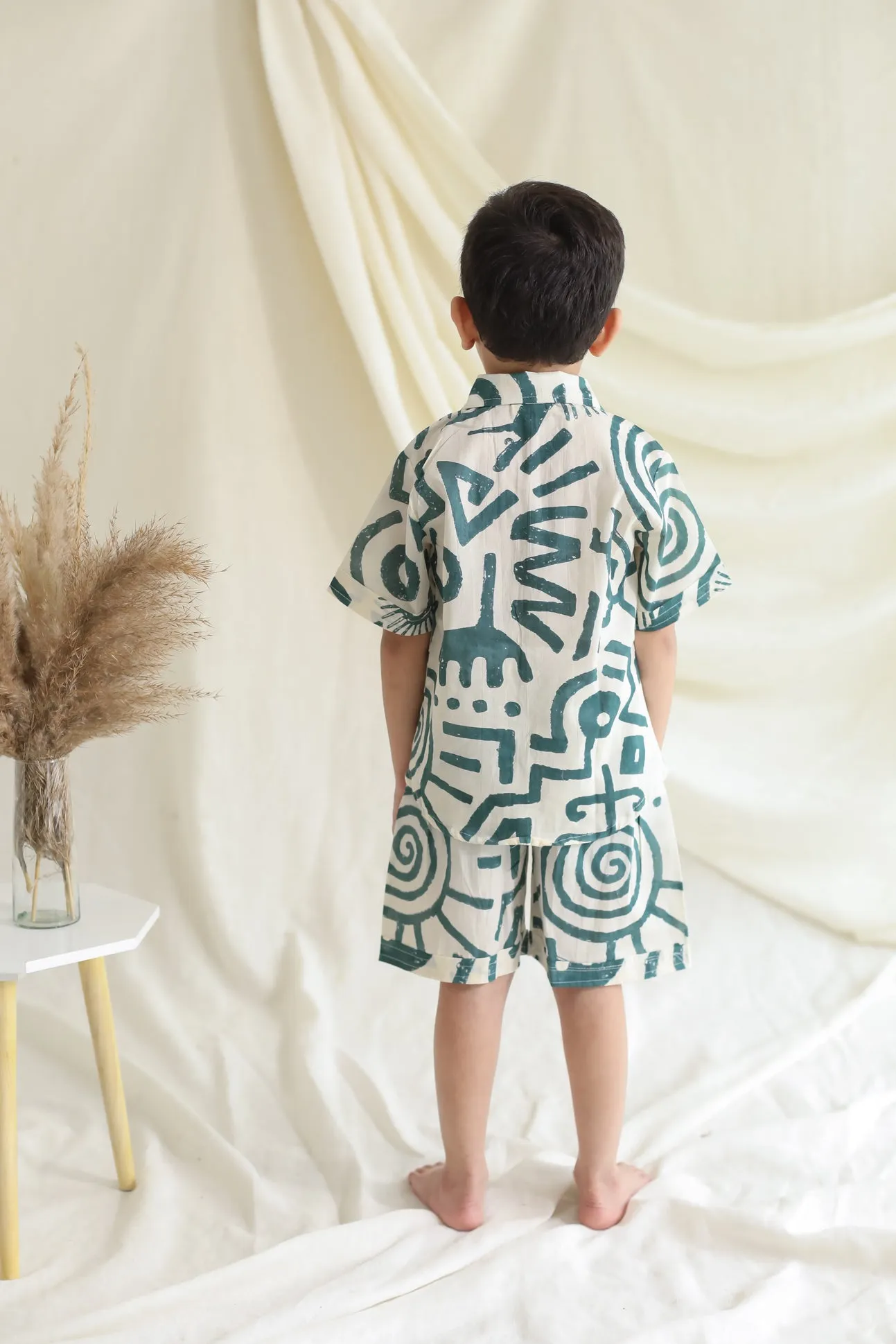 Klingaru Shirt and Shorts Set -  Beige Green Abstract