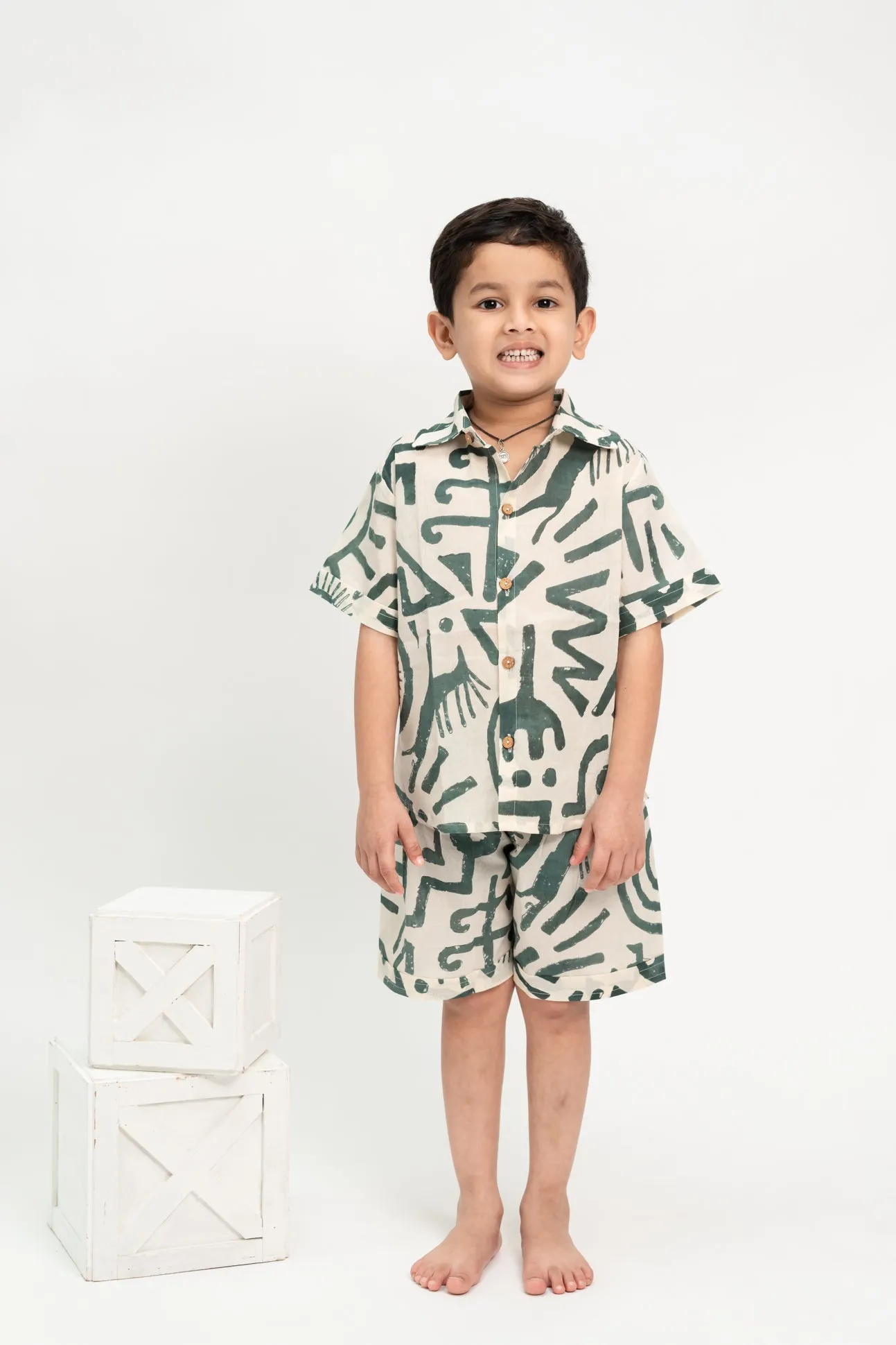 Klingaru Shirt and Shorts Set -  Beige Green Abstract