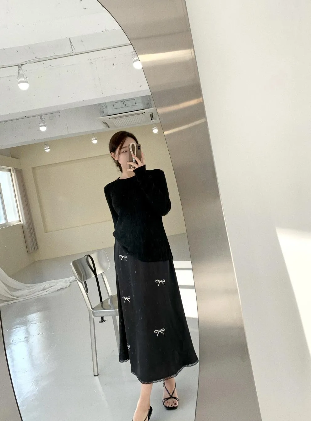 Lace stitching mid-length skirt