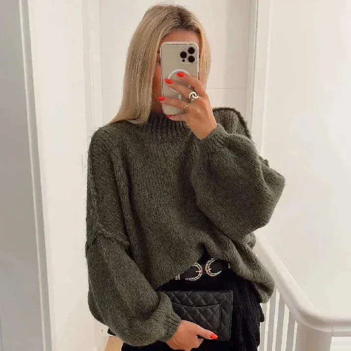 Loose-fitting jumper for casual looks for women