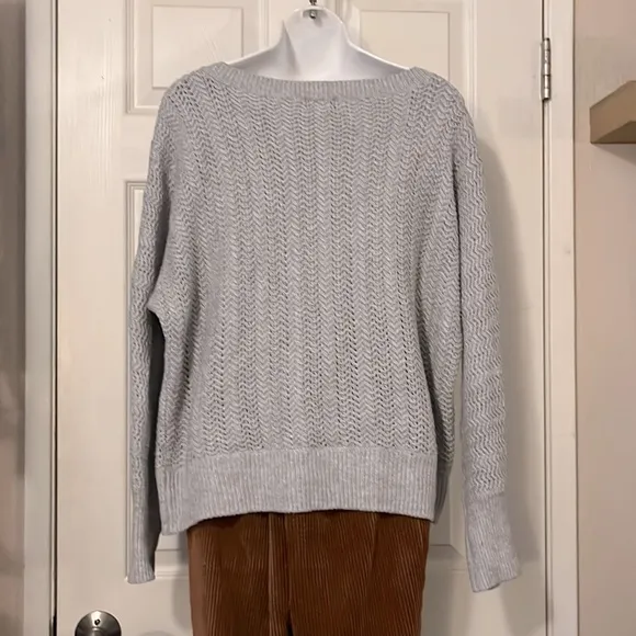 Nicole Miller New York Gray Long Sleeve Sweater Sz L