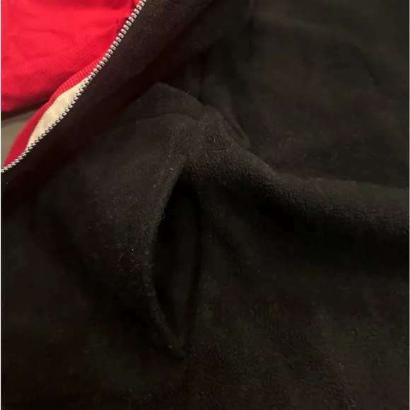 NILS Reversible Red/Black Ski Jacket with Roll-up Hood - MEN’s Med or WOMEN’s L