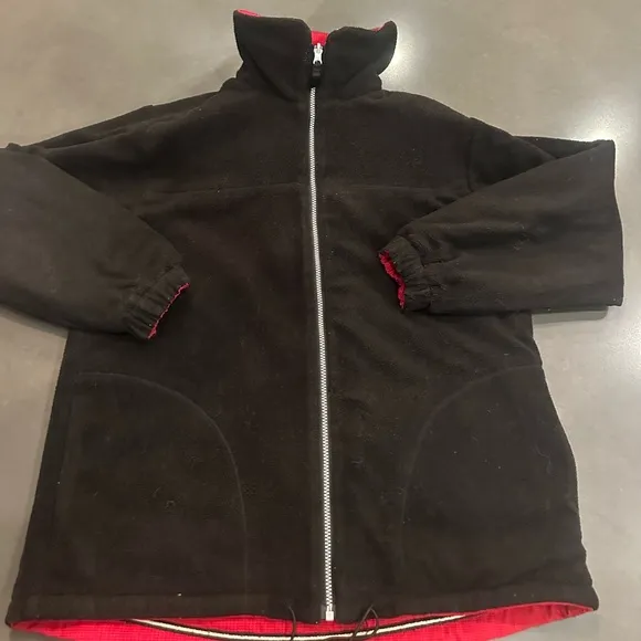 NILS Reversible Red/Black Ski Jacket with Roll-up Hood - MEN’s Med or WOMEN’s L