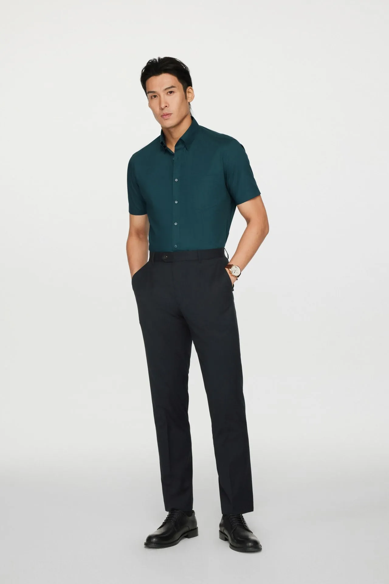 Non-Iron Easy Care Smart Fit Poplin Short Sleeve Shirt