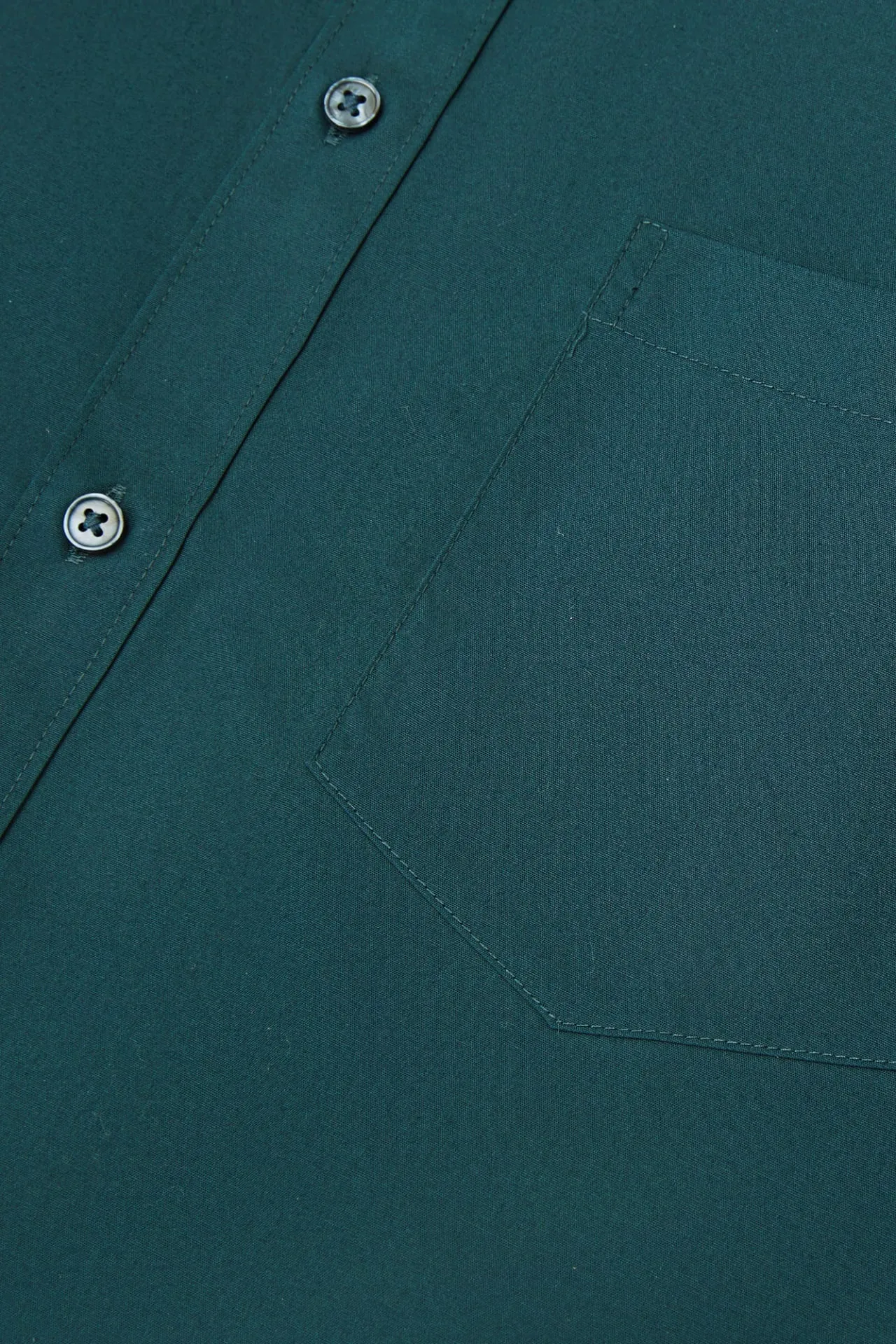 Non-Iron Easy Care Smart Fit Poplin Short Sleeve Shirt