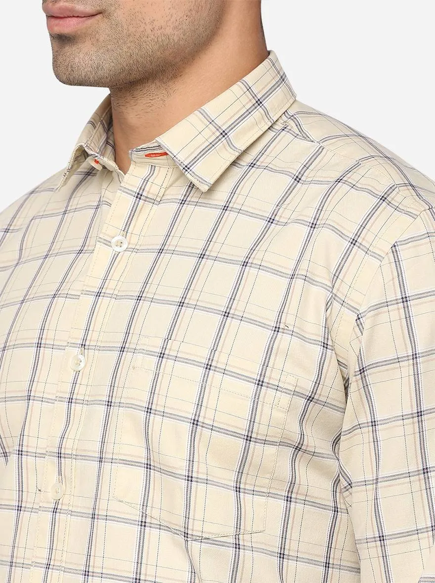 Pastel Yellow Printed Slim Fit Casual Shirt | JadeBlue