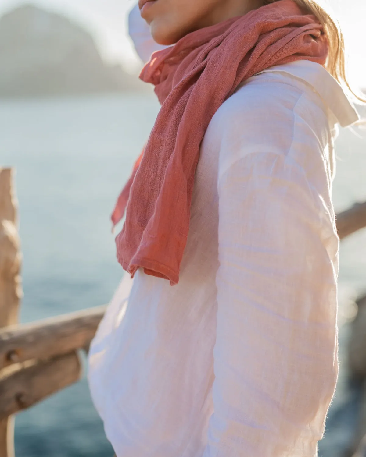 Petra - Linen Shirt in White