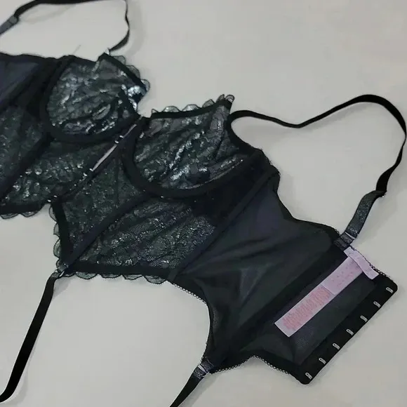 Savage X Fenty Sharp Dresser Lace Bustier