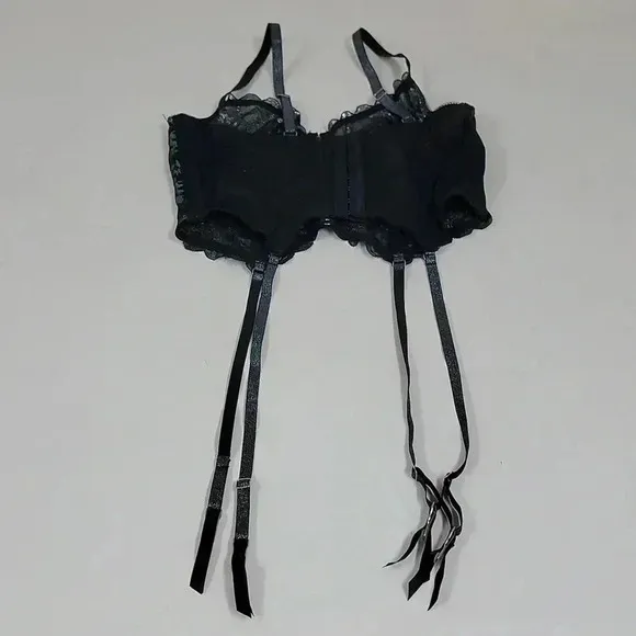 Savage X Fenty Sharp Dresser Lace Bustier