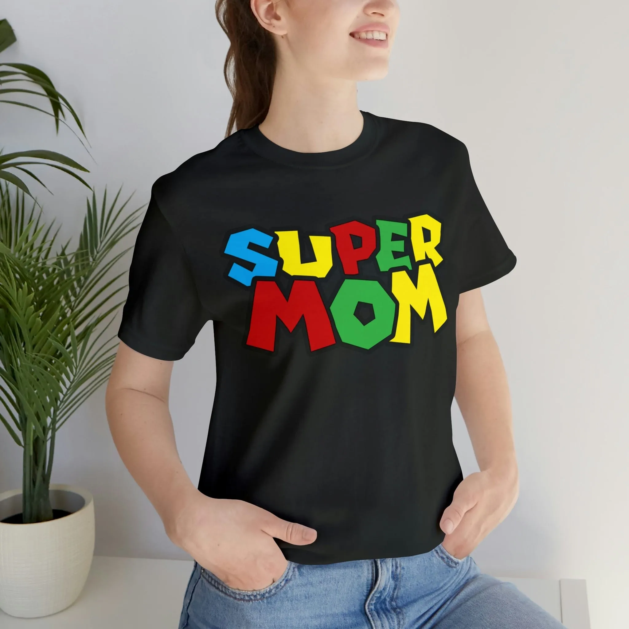 Super Mom Deluxe Unisex Shirt