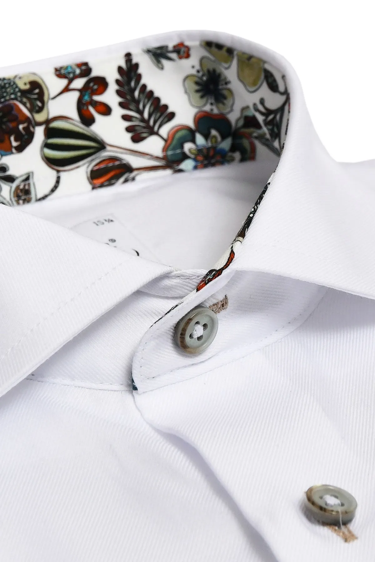 White regular fit shirt with contrast details