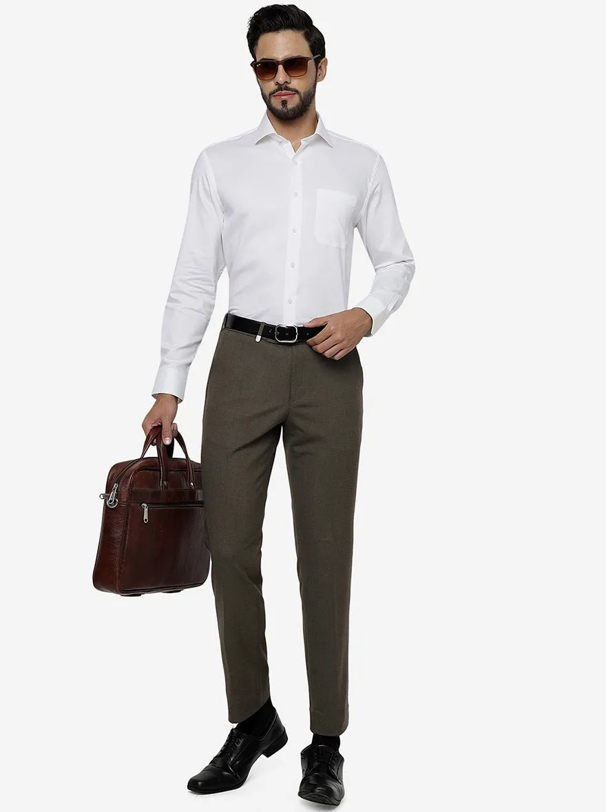 White Solid Regular Fit Formal Shirt | JadeBlue