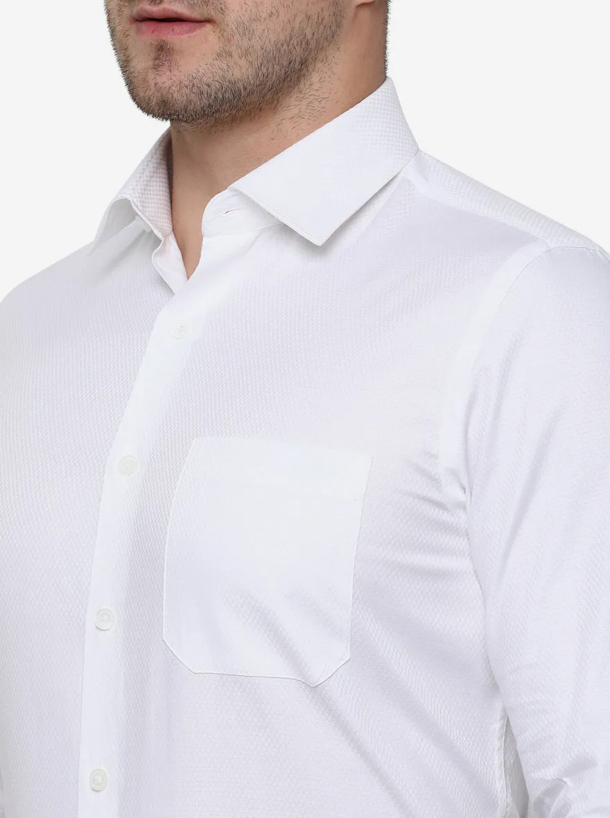 White Solid Slim Fit Formal Shirt | JadeBlue