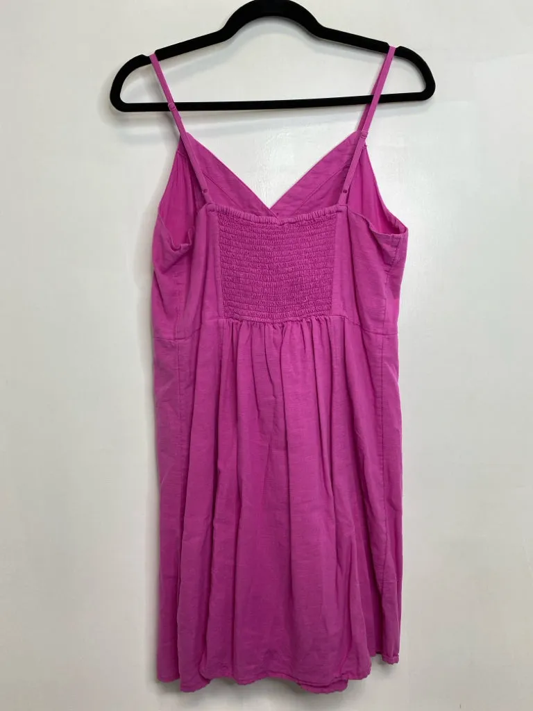 Womens Size Med Misses Pink AE Dress