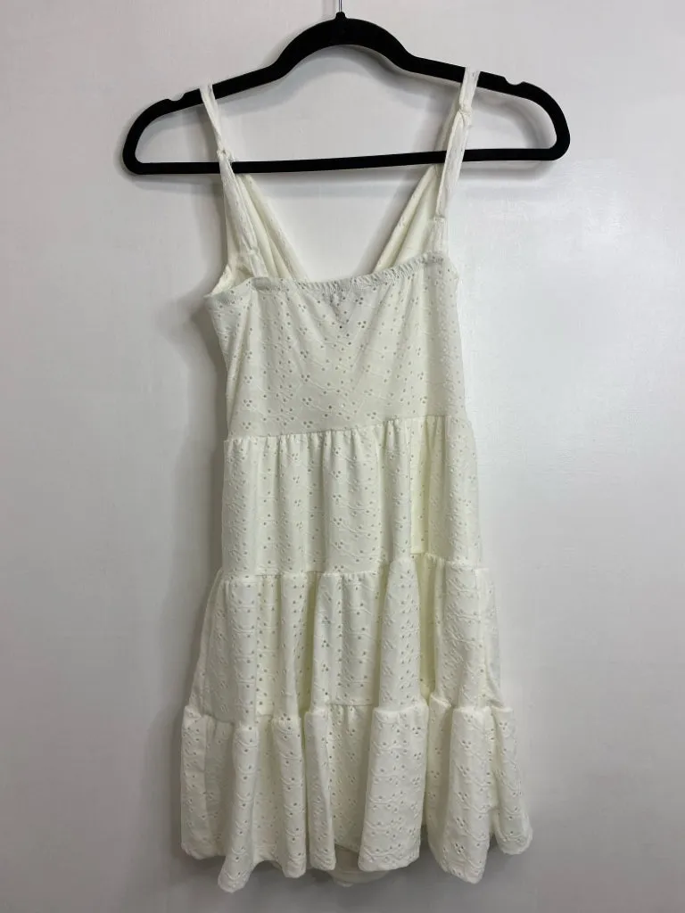 Womens Size XSm Misses White Stilletto's Dress